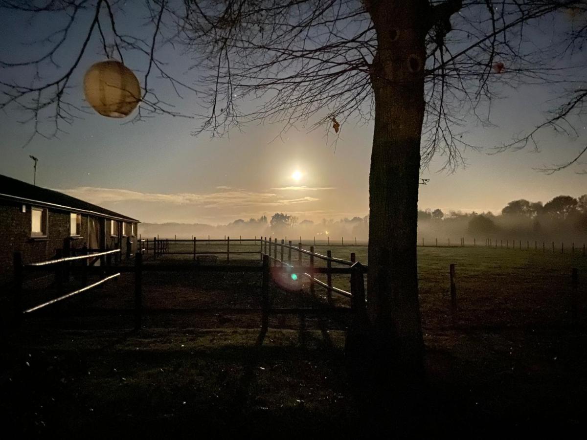 Slapen bij Uppruna Chaam Bagian luar foto